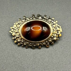 Sarah Cov Brooch